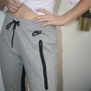 Nike joggers